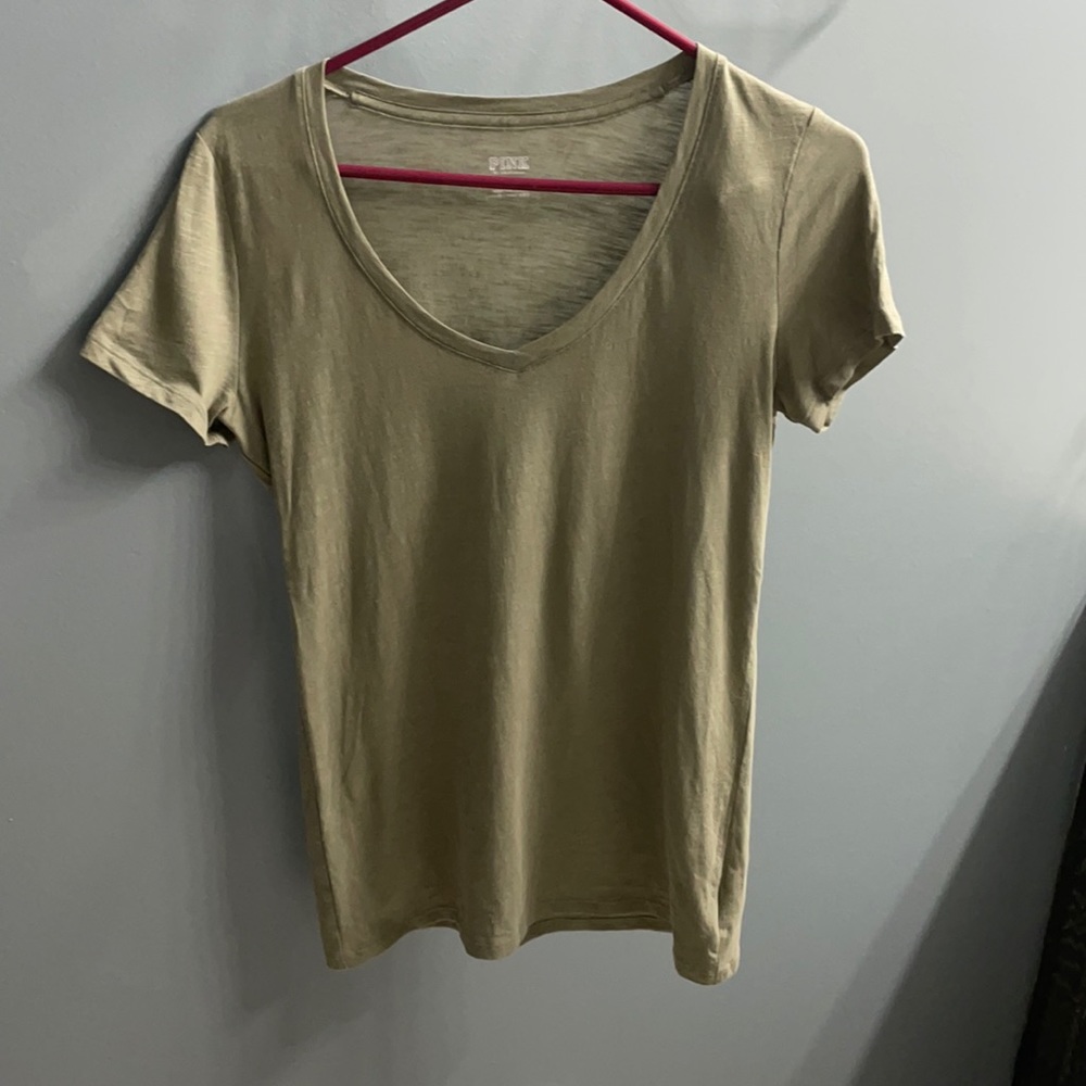 VS PINK t-shirt
